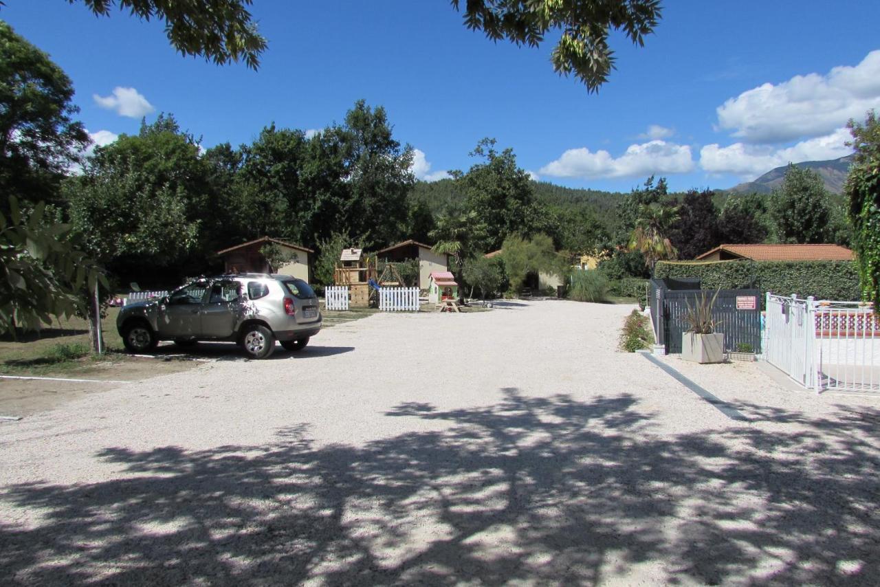 Les Chalets Du Verger Des Ascarines Corneilla-de-Conflent Exterior photo