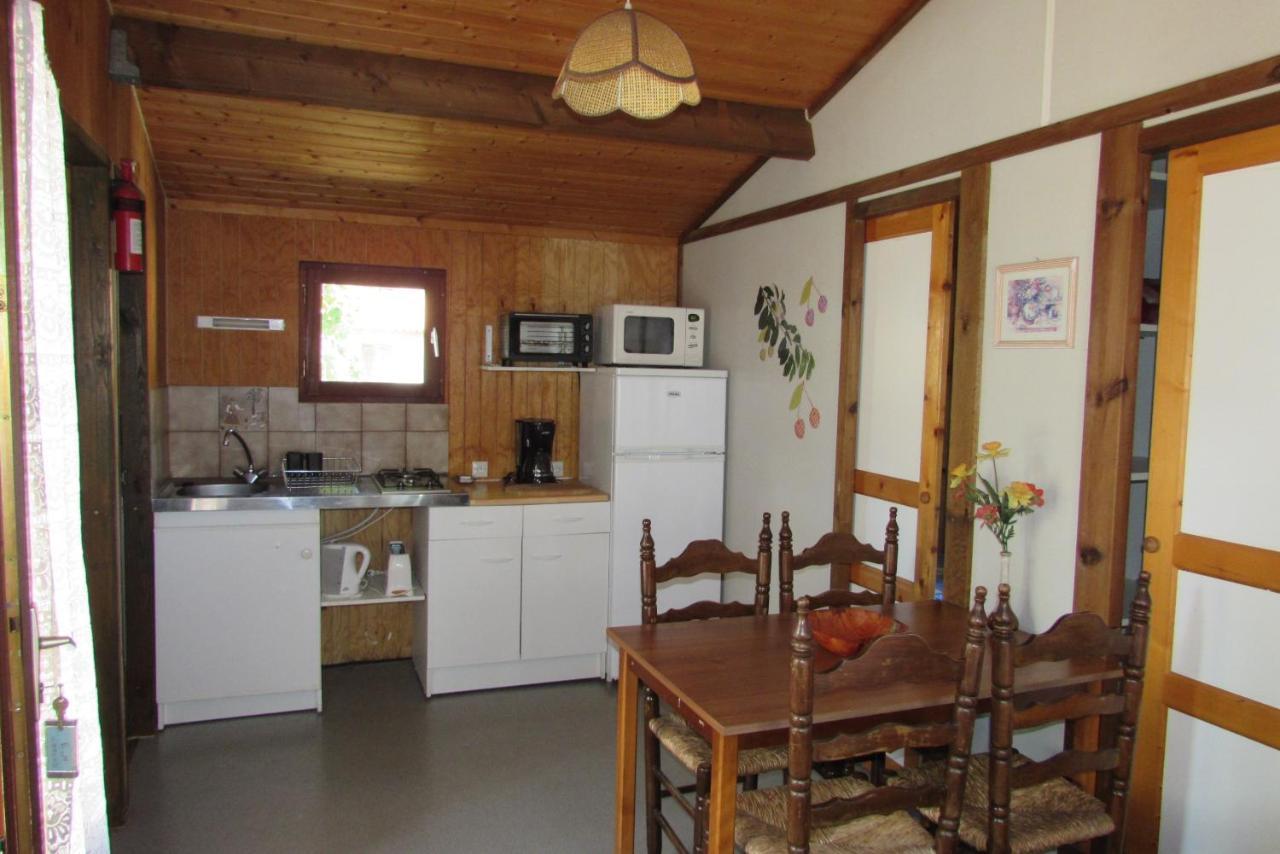 Les Chalets Du Verger Des Ascarines Corneilla-de-Conflent Exterior photo